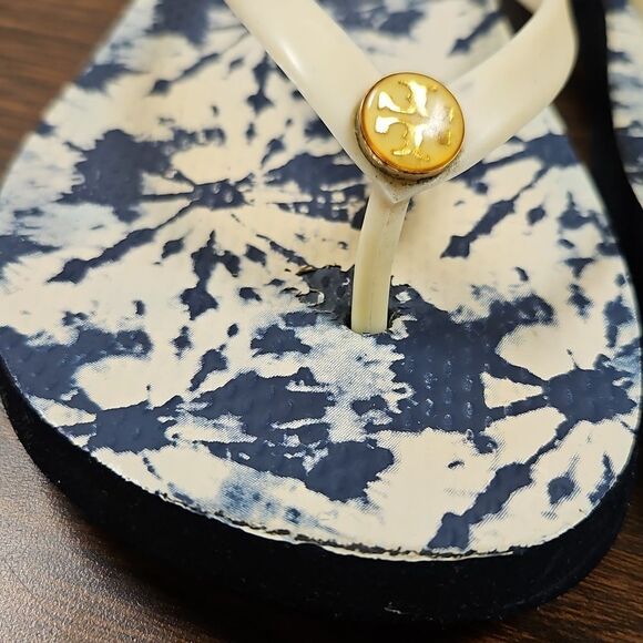 Tory Burch Tie-Dye Flip Flops – Women’s Size 10 - Picture 4 of 8